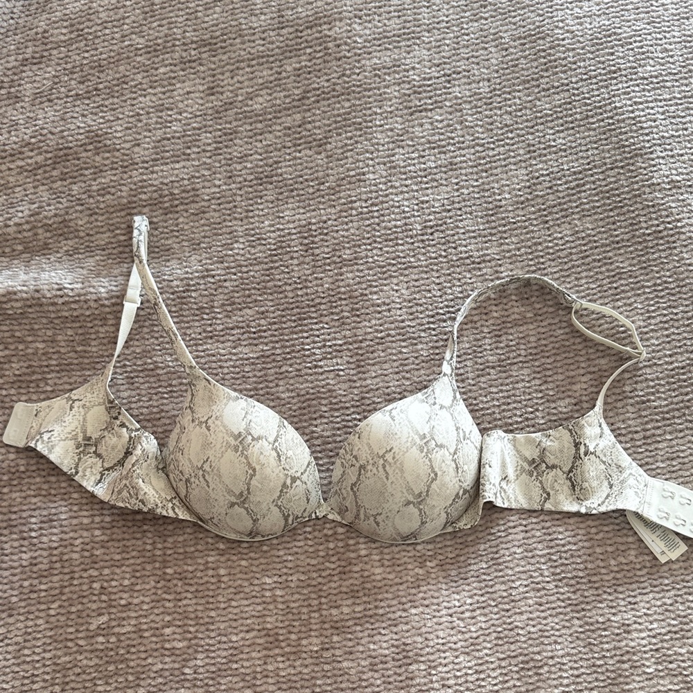 Brand New SKIMS Snake Print Ultimate Teardrop Push Up Bra